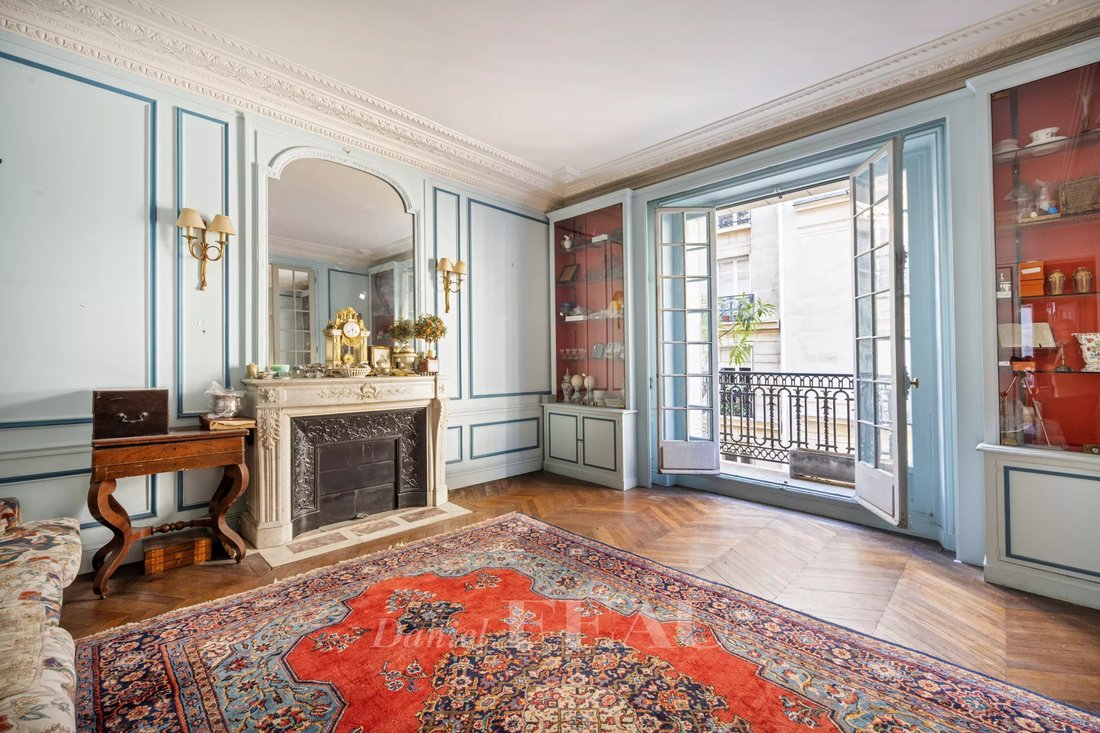 Apartment in Ecole Militaire, Paris 7e Arrondissement, Paris 1 - 18949994