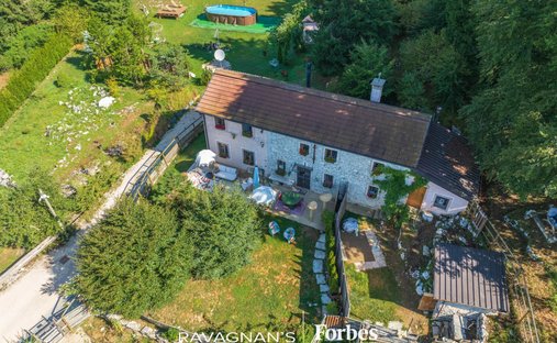 House in Lusiana Conco, Veneto, Italy 1