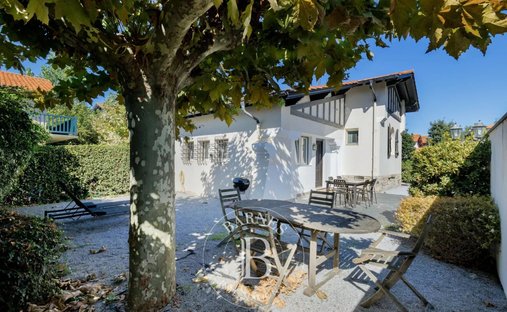 House in Hendaye, Nouvelle-Aquitaine, France 1