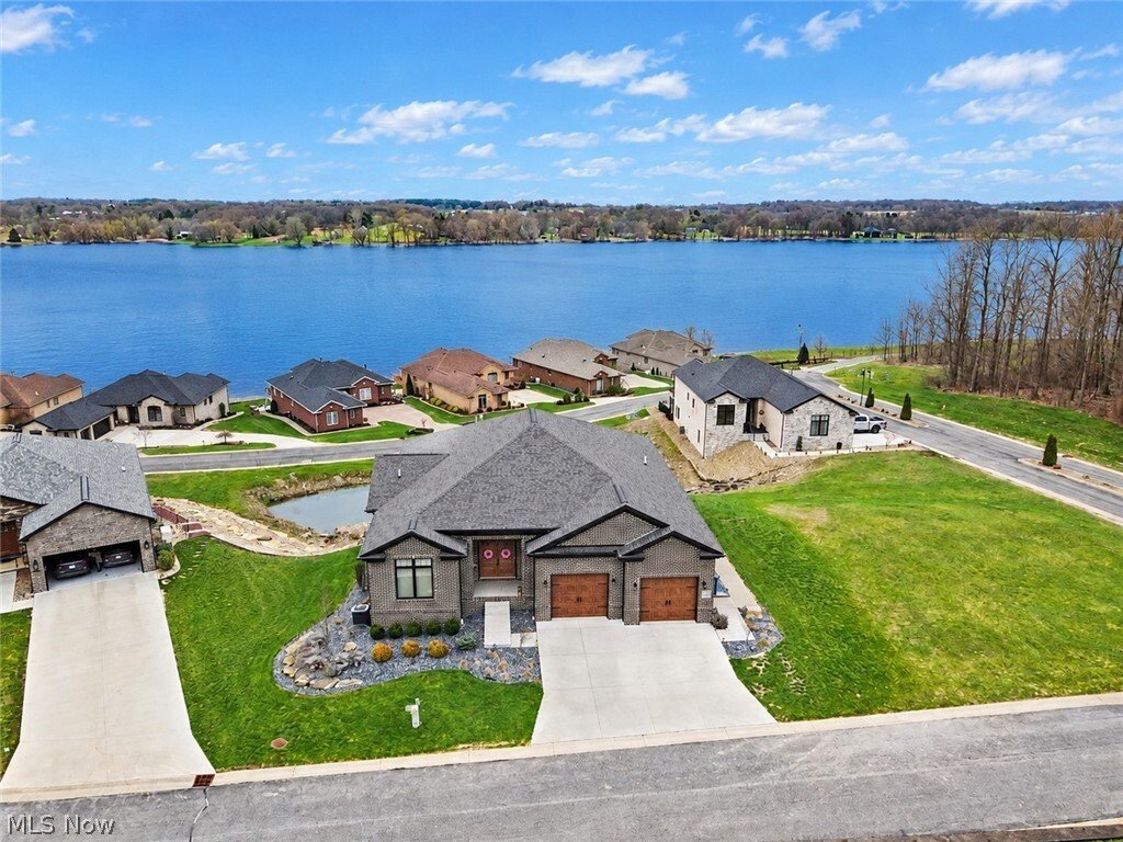 House in Columbiana, Ohio, United States 1 - 17540117
