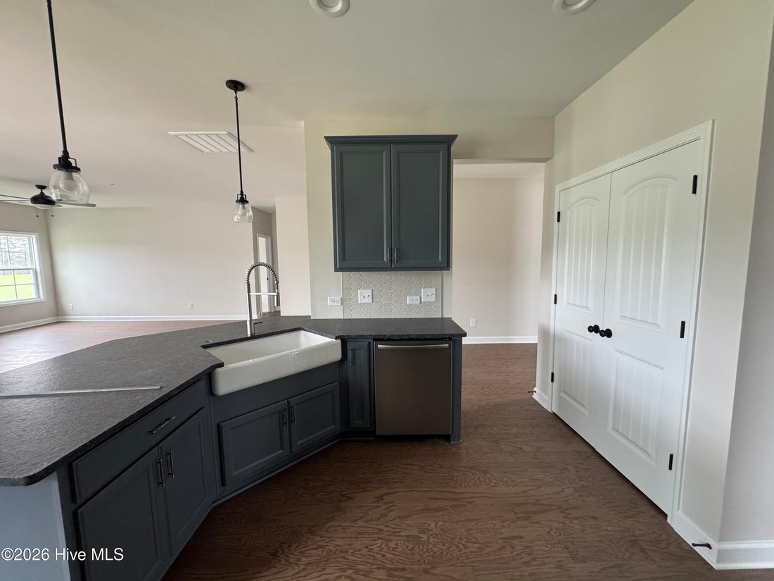 House in Aberdeen, North Carolina, United States 5 - 18302380