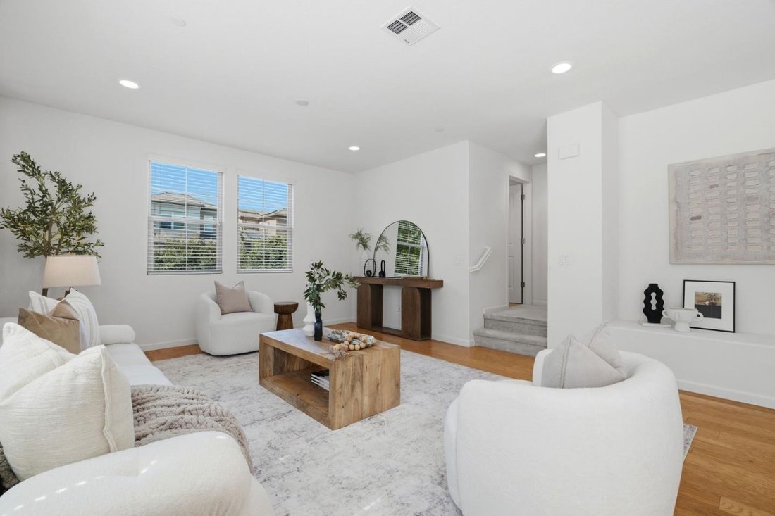 Townhouse in Milpitas, California, United States 2 - 18953226
