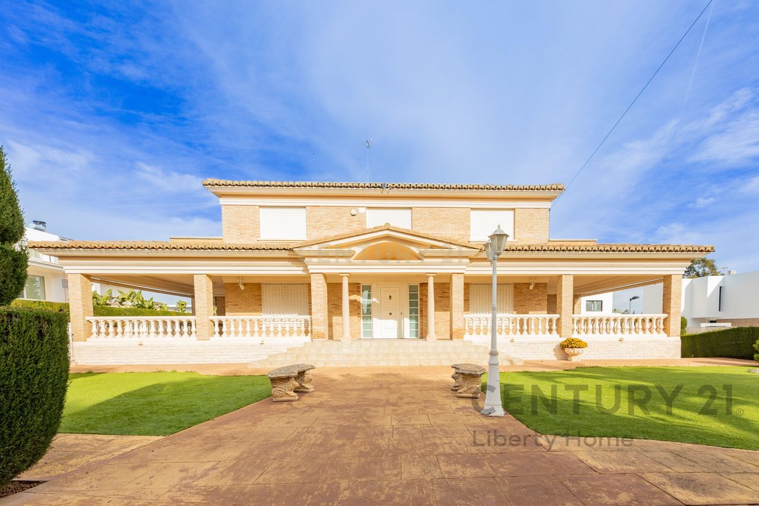 Villa in Torrent, Valencian Community, Spain 5 - 18954312