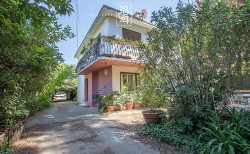 House in Saint Mitre, 13e Arrondissement, Marseille 1