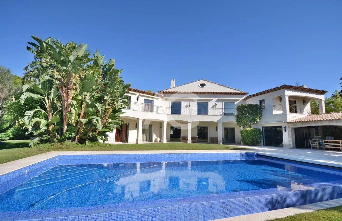 Villa in Fontmerle, Antibes, France 1 - 15817235