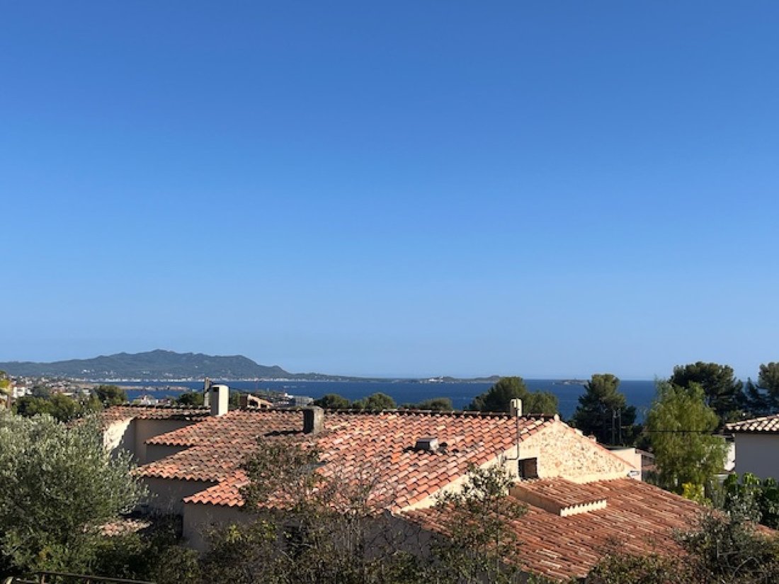 House in Bandol, Provence-Alpes-Côte d'Azur, France 1 - 16584138