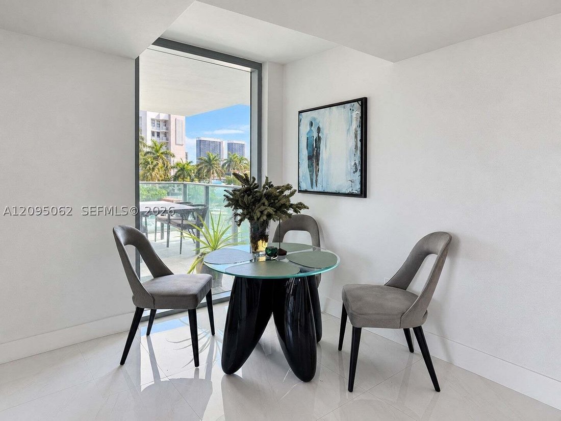 Condo in Bal Harbour, Florida, United States 2 - 18952703
