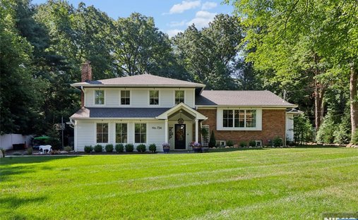 House in Wyckoff, New Jersey, United States 1