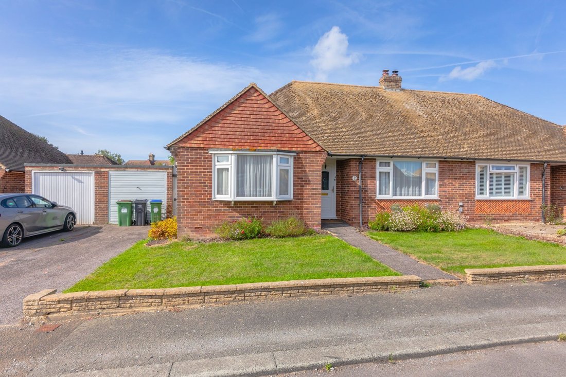 Bungalow in Ringmer, England 1 - 18949932