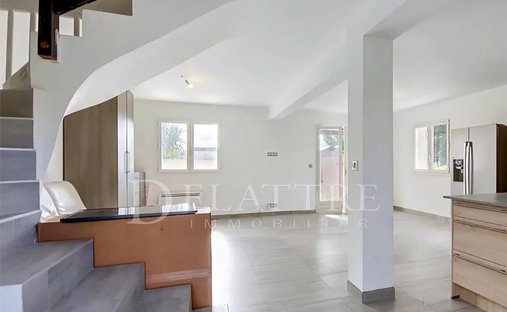 Villa in La Constance-Le Puy, Antibes, France 1