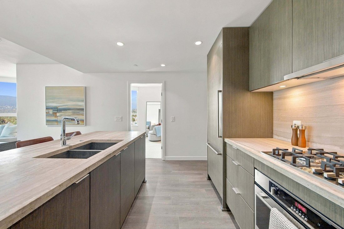 Condo in North Vancouver, British Columbia, Canada 5 - 18954435