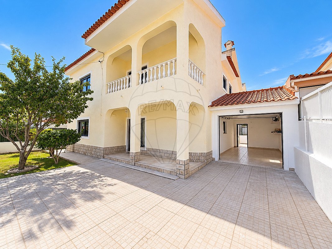 House in Quinta do Conde, Setubal, Portugal 2 - 18948599
