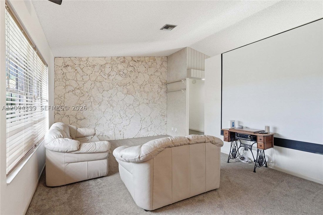 House in Coral Springs, Florida, United States 4 - 18948580