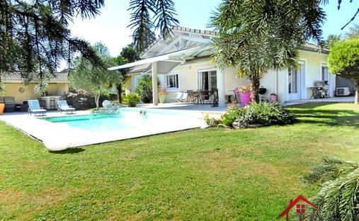 House in Amberieux-en-Dombes, Auvergne-Rhône-Alpes, France 1