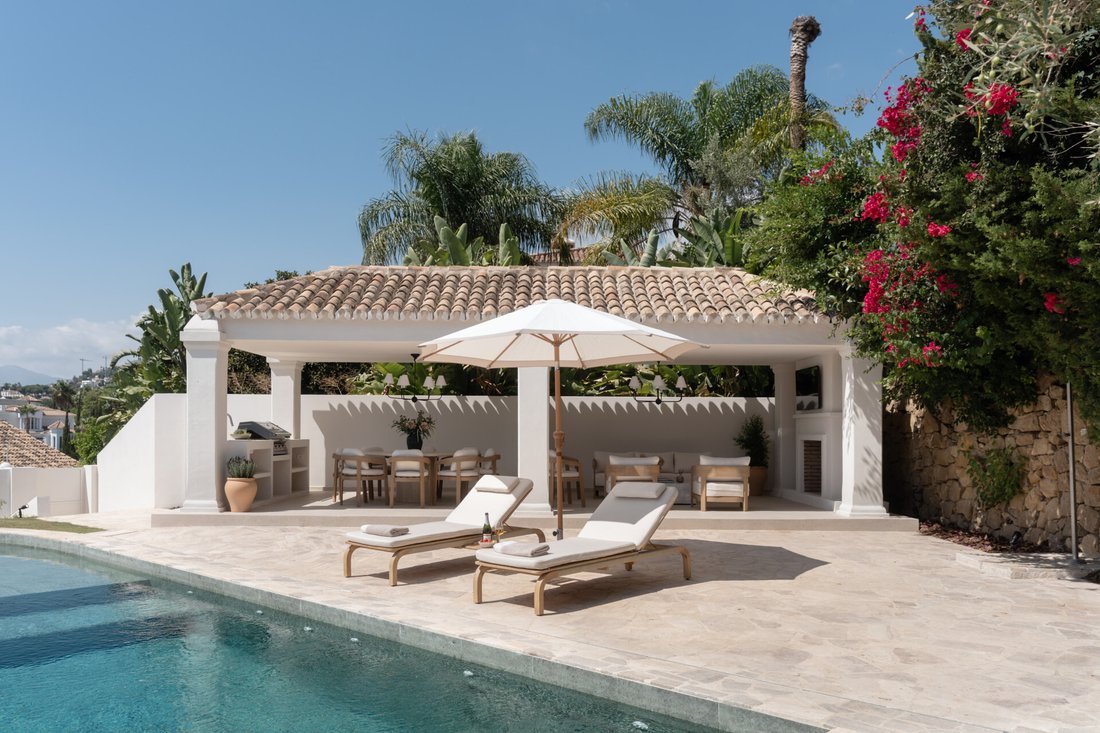 Villa in Nueva Andalucia, Marbella, Spain 1 - 18948944