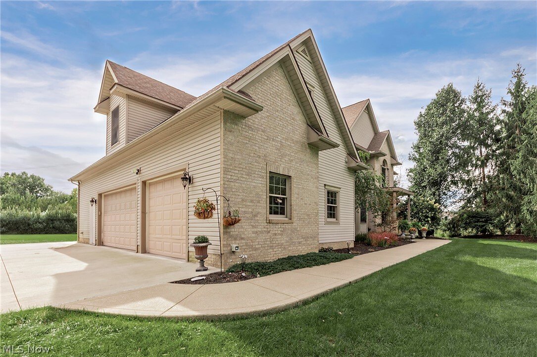 House in Chagrin Falls, Ohio, United States 2 - 18948902