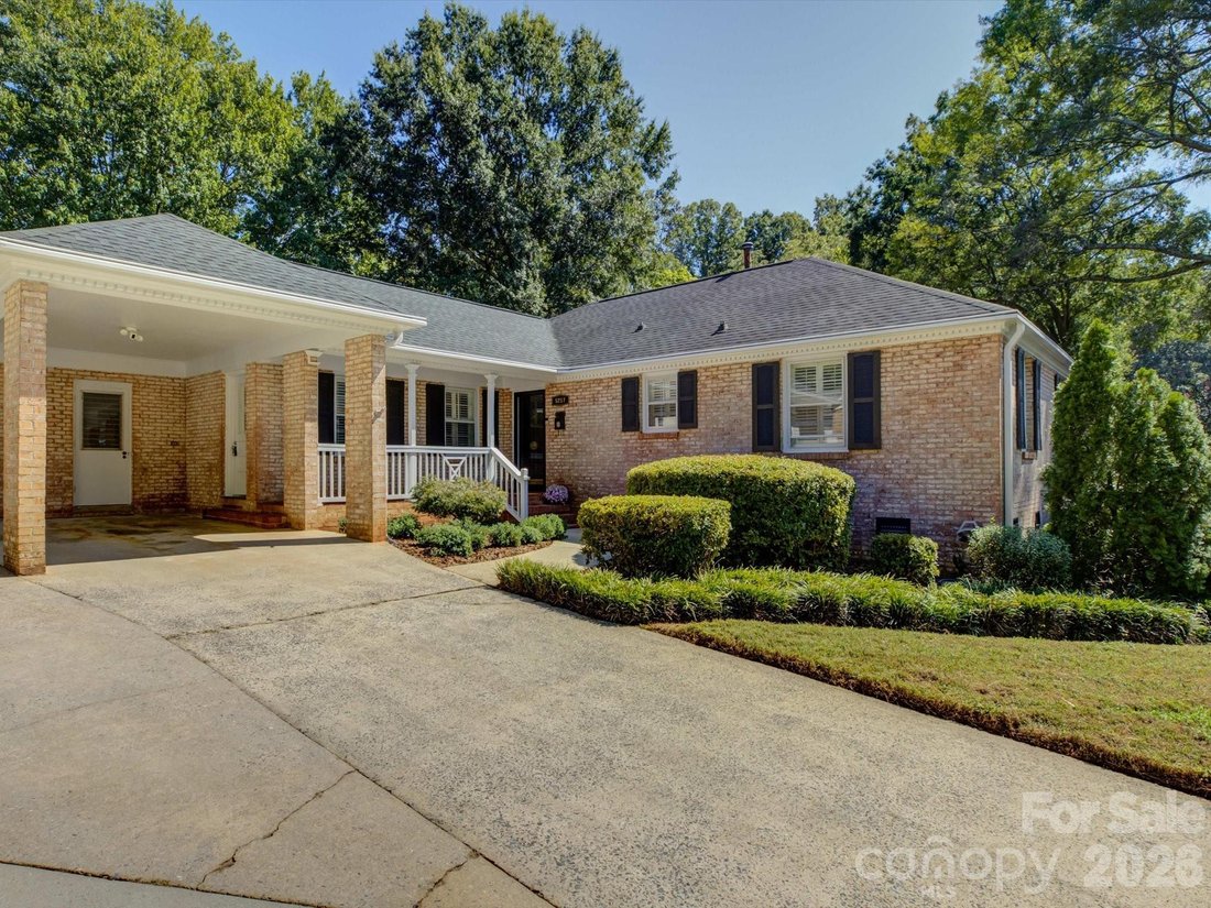 House in Charlotte, North Carolina, United States 2 - 18950875