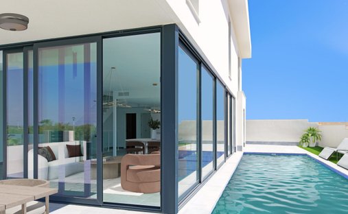 Villa in Santa Pola, Valencian Community, Spain 1