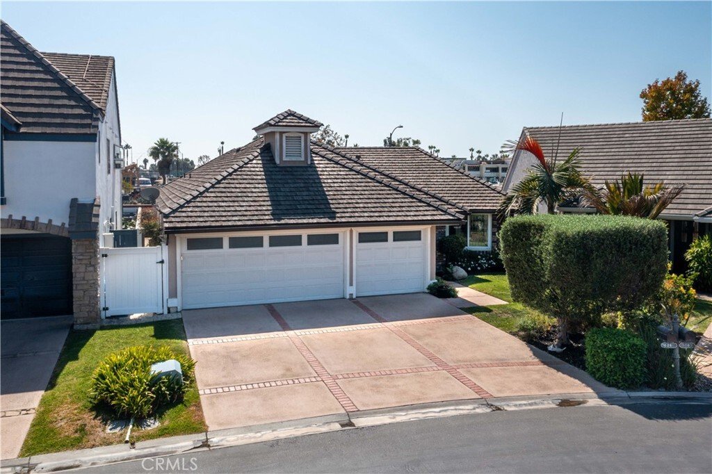 House in Signal Hill, California, United States 1 - 18946446