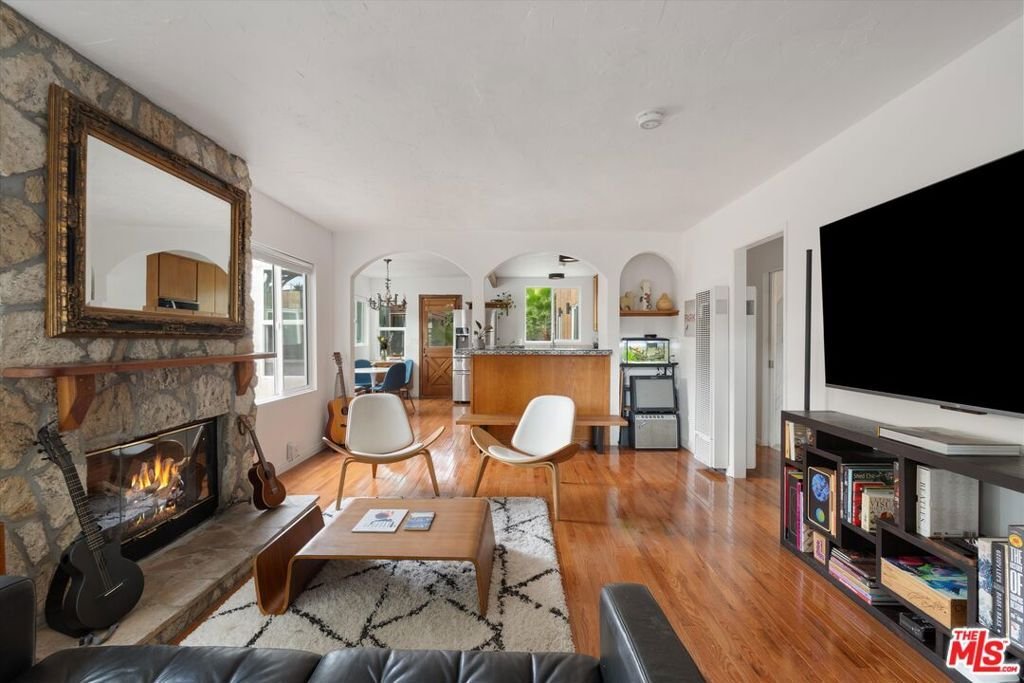 House in Culver City, California, United States 3 - 18952191