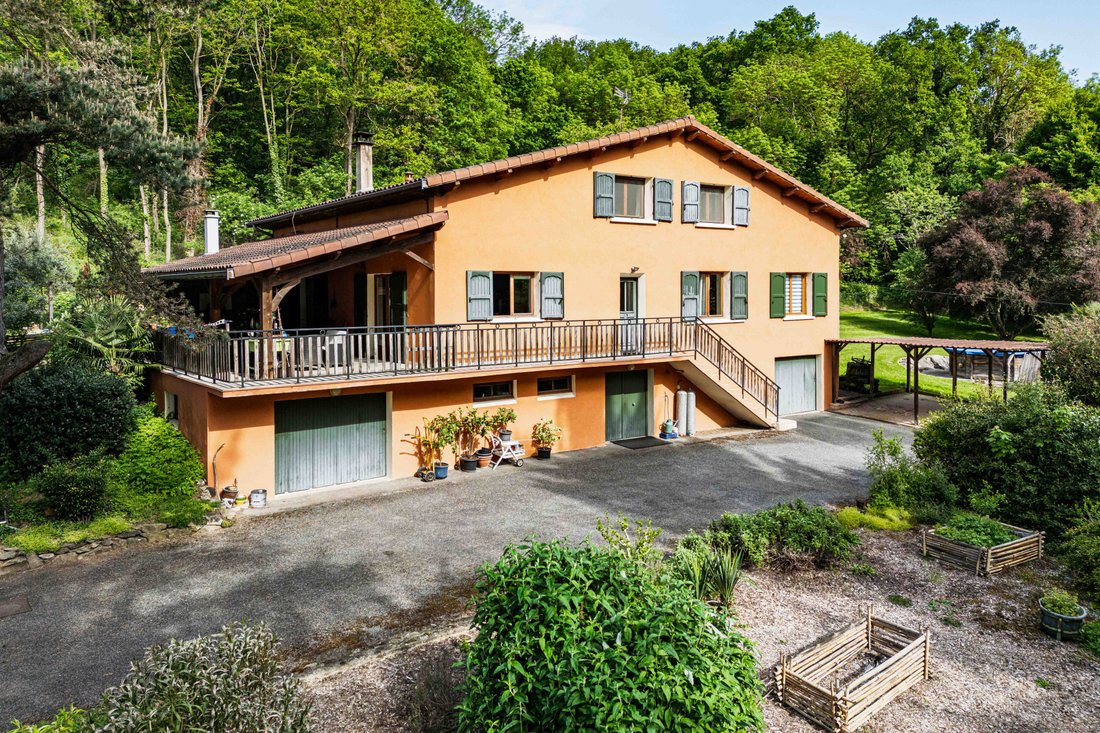 House in Grézieu-la-Varenne, Auvergne-Rhône-Alpes, France 3 - 18950042