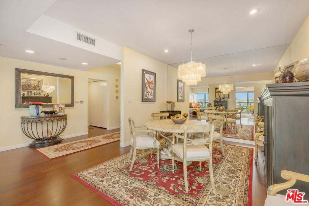 Condo in Marina del Rey, California, United States 5 - 18952190