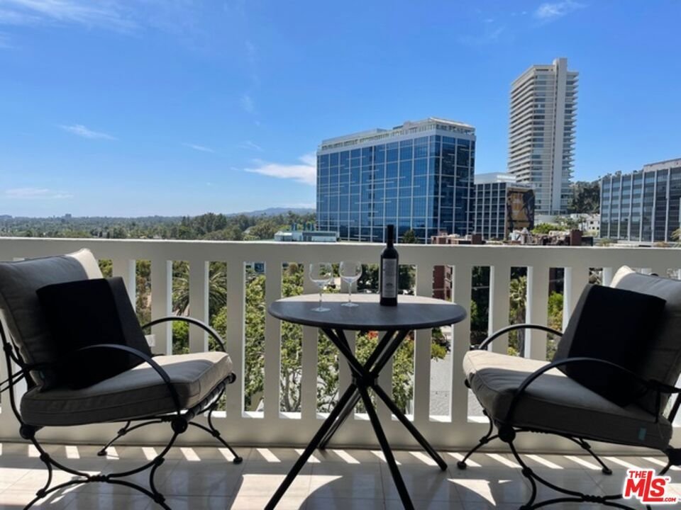 Condo in Los Angeles, California, United States 1 - 18952223