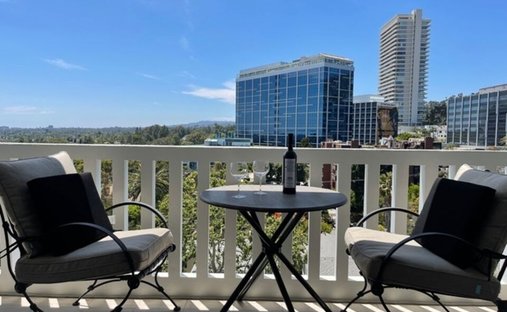 Condo in Los Angeles, California, United States 1