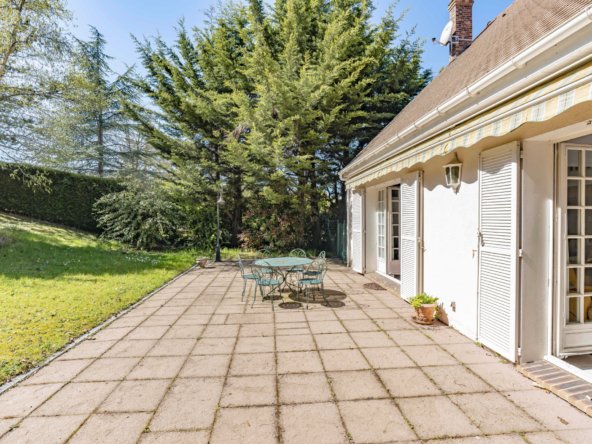 House in Les Mesnuls, Ile-de-France, France 4 - 16265289