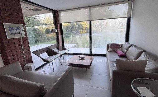 House in Rincón de Milberg, Buenos Aires Province, Argentina 1