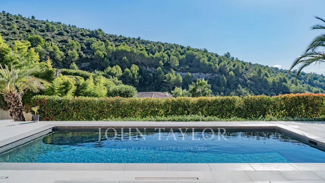 Villa in Falicon, Provence-Alpes-Côte d'Azur, France 3 - 18949609