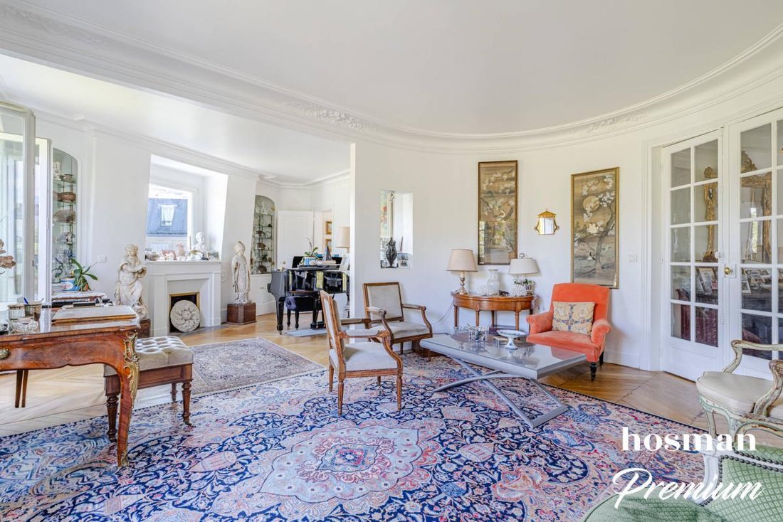 Apartment in Pereire-Malesherbes, Paris 17e Arrondissement, Paris 1 - 18954501