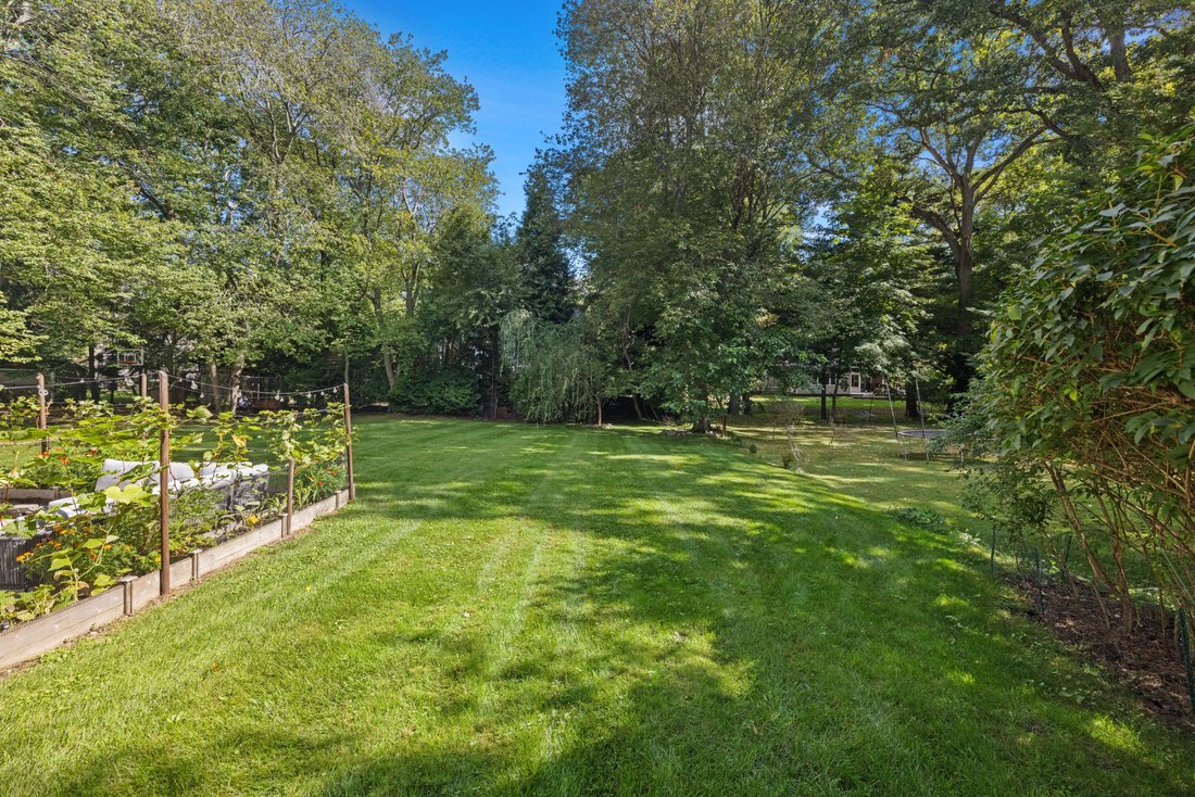 House in Needham, Massachusetts, United States 5 - 18950737