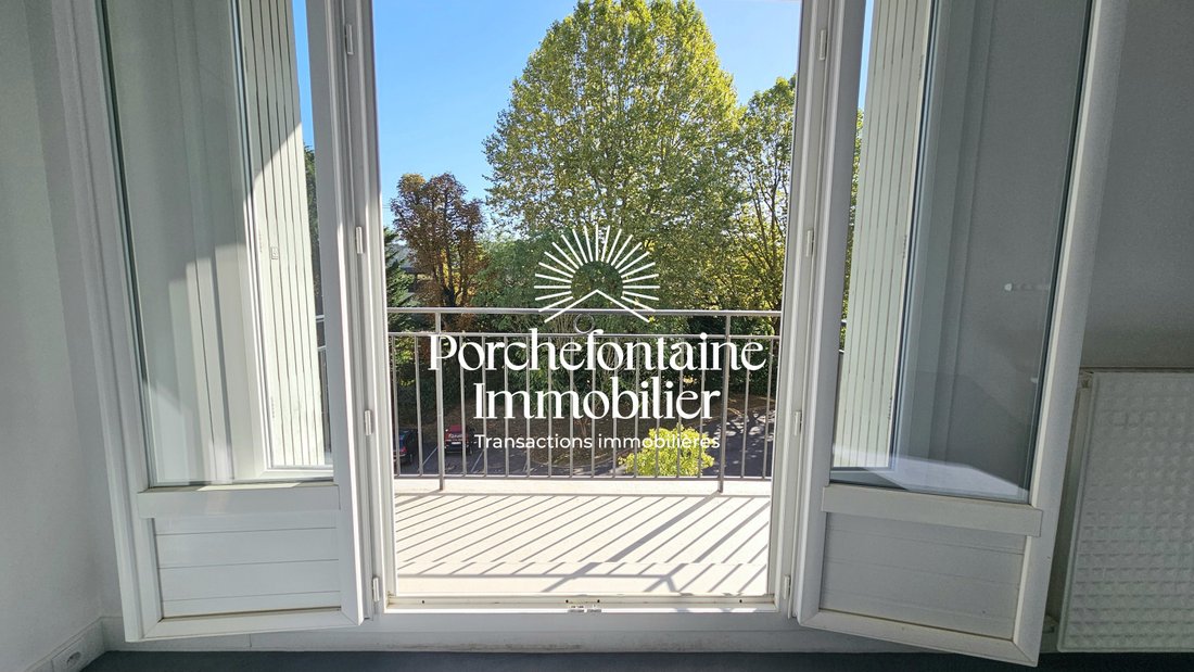 Apartment in Domaine National du Château, Versailles, France 3 - 18954289