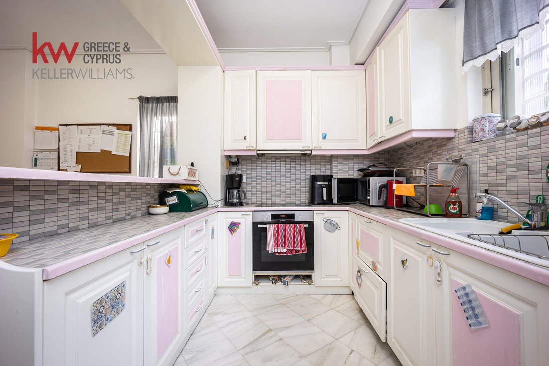 House in Ilioupoli, Attica, Greece 4 - 18949592