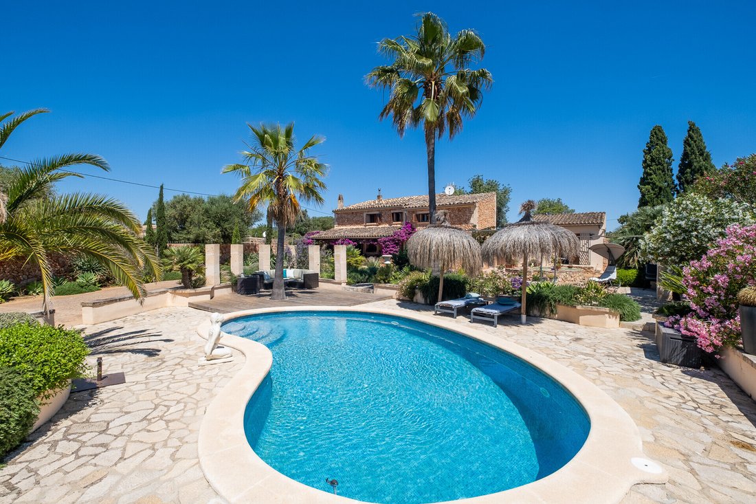 Finca in Llucmajor, Balearic Islands, Spain 1 - 18954290