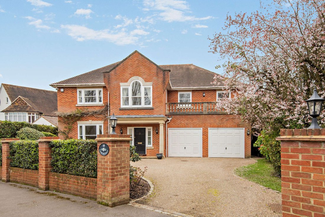House in Gerrards Cross, England 1 - 17478792