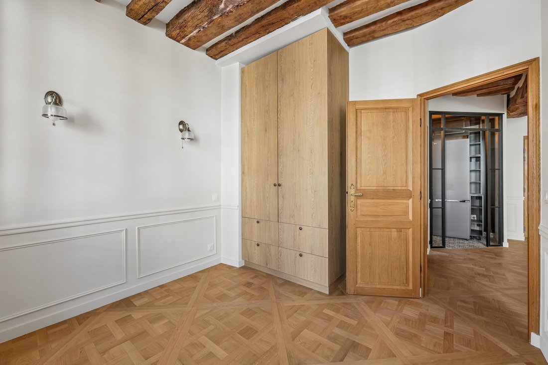 Apartment in Île Saint Louis, Paris 4e Arrondissement, Paris 4 - 18950202