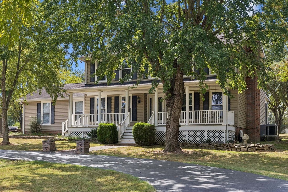 House in Gallatin, Tennessee, United States 1 - 18948697