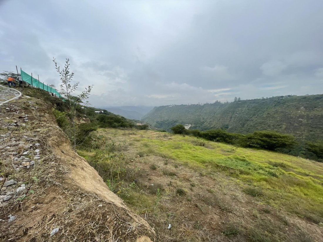 Land in Quito, Pichincha, Ecuador 5 - 18949408