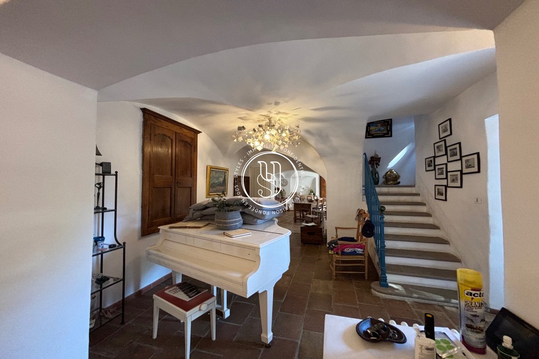 Villa in Sommieres, Occitania, France 5 - 18949487