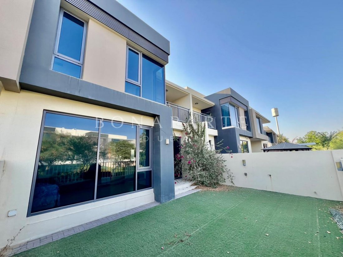 Townhouse in Dubai Hills Estate, Dubai, United Arab Emirates 1 - 18948310