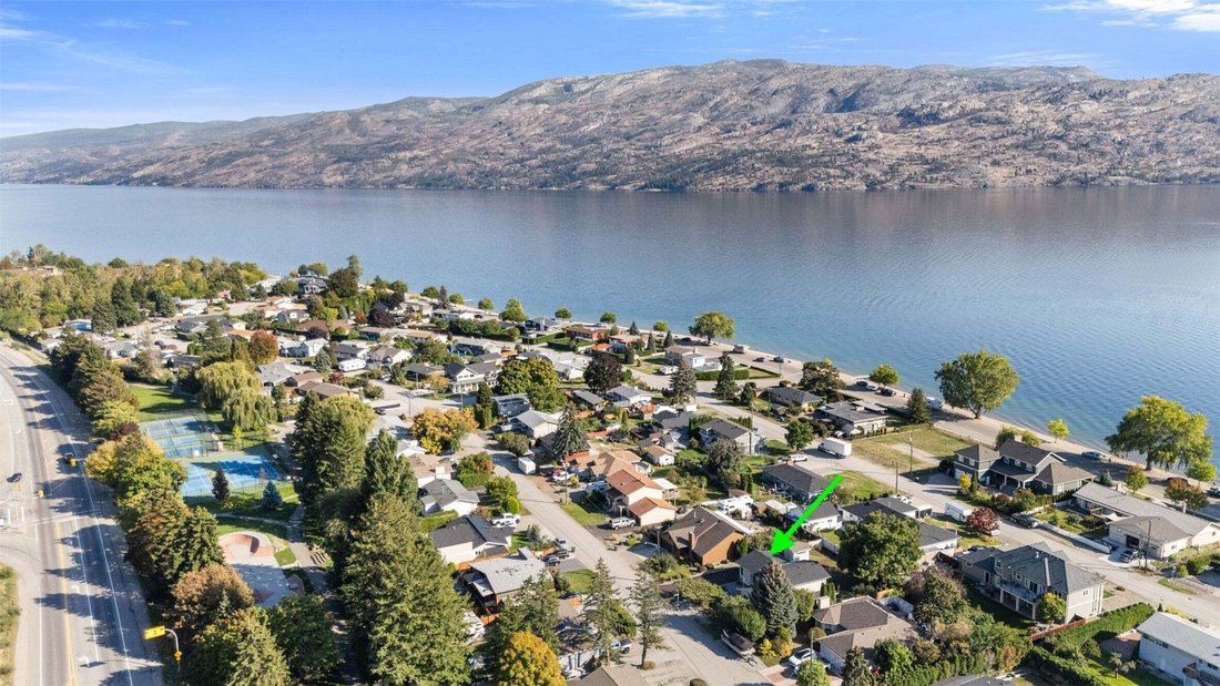House in Peachland, British Columbia, Canada 2 - 18954404