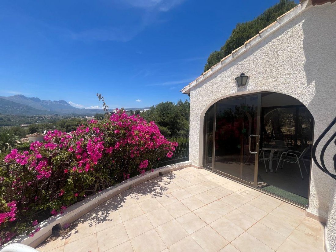 Villa in Calp / Calpe, Valencian Community, Spain 4 - 18952156