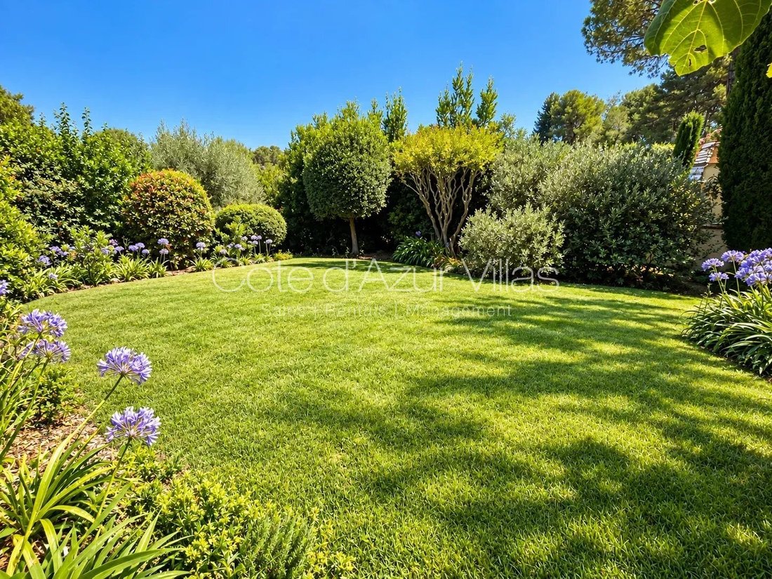 Villa in Les Indes les-Groulles, Mouans-Sartoux, France 3 - 16875655