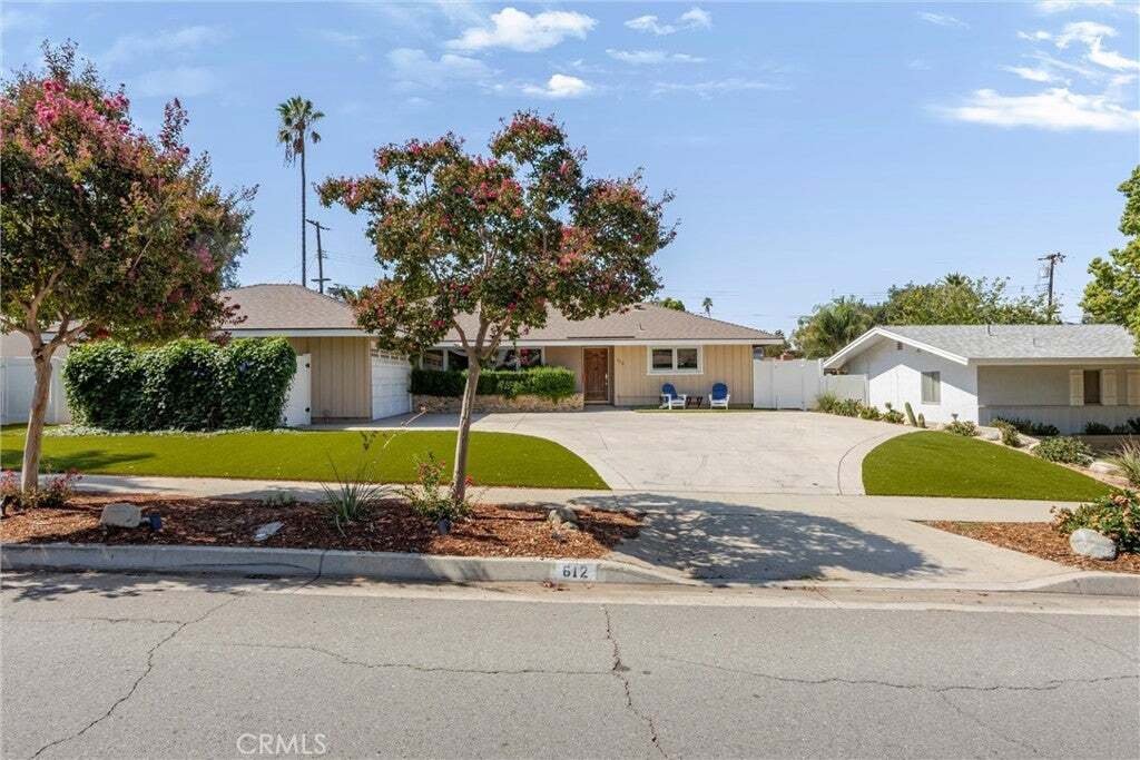 House in Redlands, California, United States 3 - 18951054
