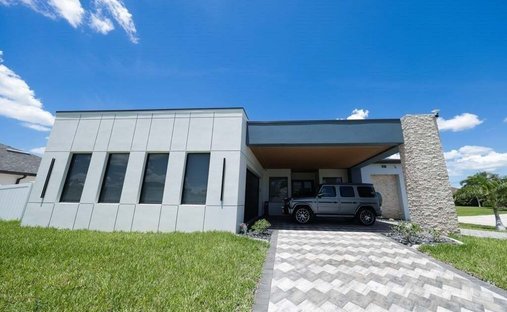 House in Cape Coral, Florida, United States 1