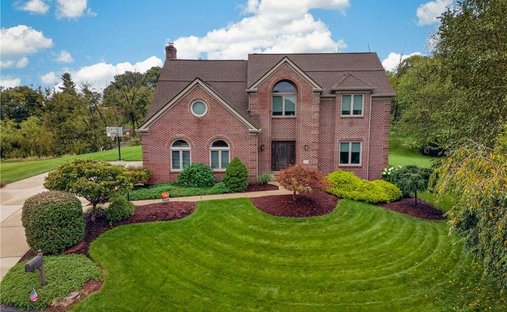 House in Bethel Park, Pennsylvania, United States 1