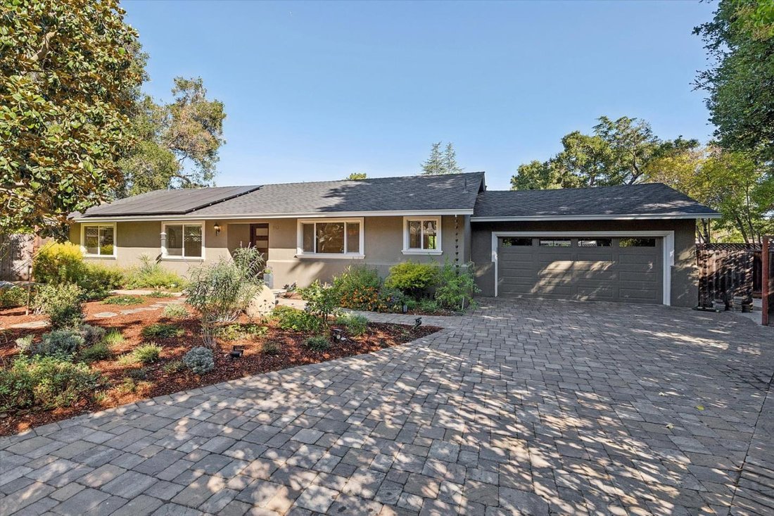 House in Los Altos Hills, California, United States 1 - 18953186