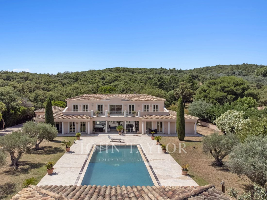 Villa in Grimaud, Provence-Alpes-Côte d'Azur, France 1 - 18950122